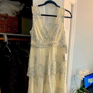 Lulus cream and blue tiered v neck dress